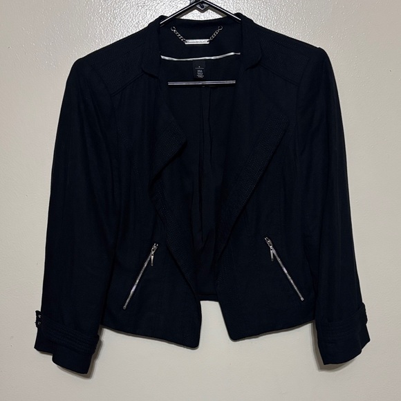 Elegant Black Women's Blazer with Zipper Details - Picture 1 of 12